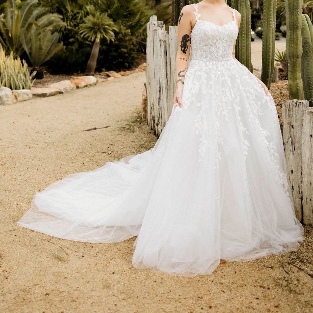 White April Bridal Gown WA22558